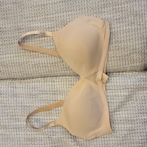 Hanes light cup filled bra